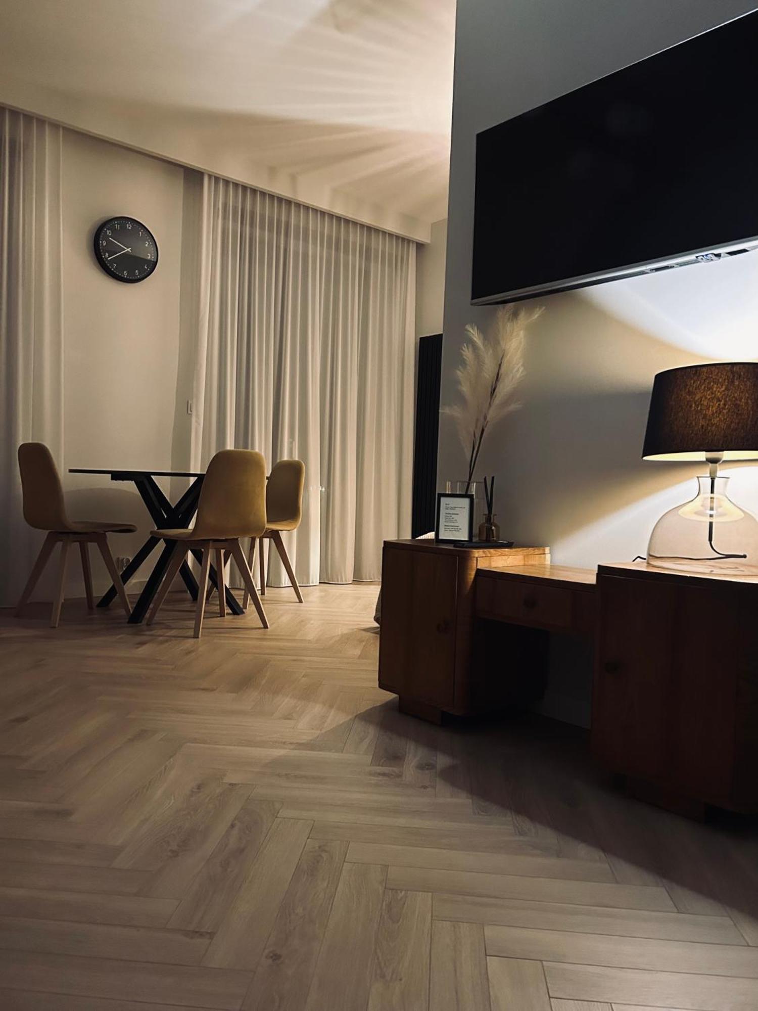 Apartament W Sercu Wroclawia, Garaz, 5Min Do Rynku Luaran gambar